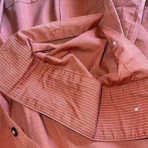 Van Heusen Dress Shirt 👔 Regular Fit 16-16 1/2 Wrinkle Free